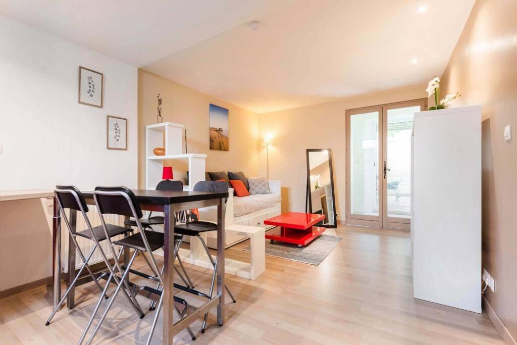Studio Next To Bordeaux City Center With A Terrace Беґль Екстер'єр фото